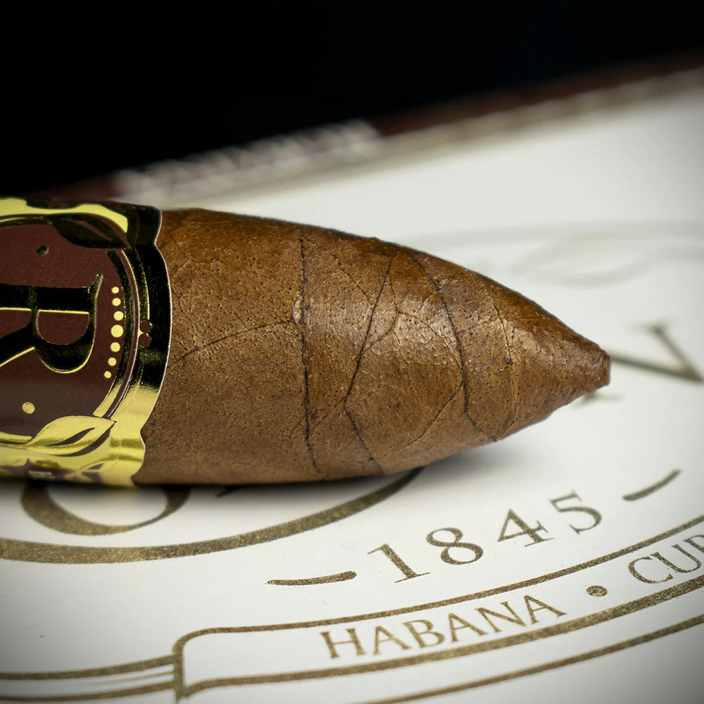Vegas Robaina Unicos Cuban Cigar - Single - Image 5